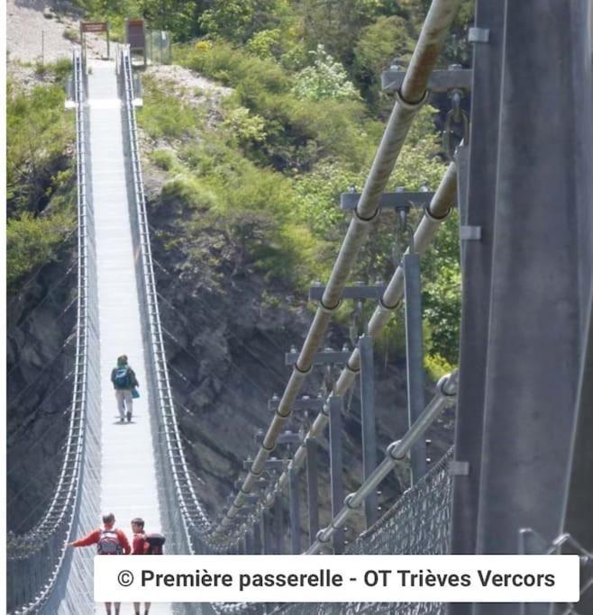 Grenoble Sud Varces Suite Privatisee Au Pied Des Montagnes Exterior foto